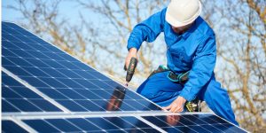 Installation Maintenance Panneaux Solaires Photovoltaïques à Clavieres